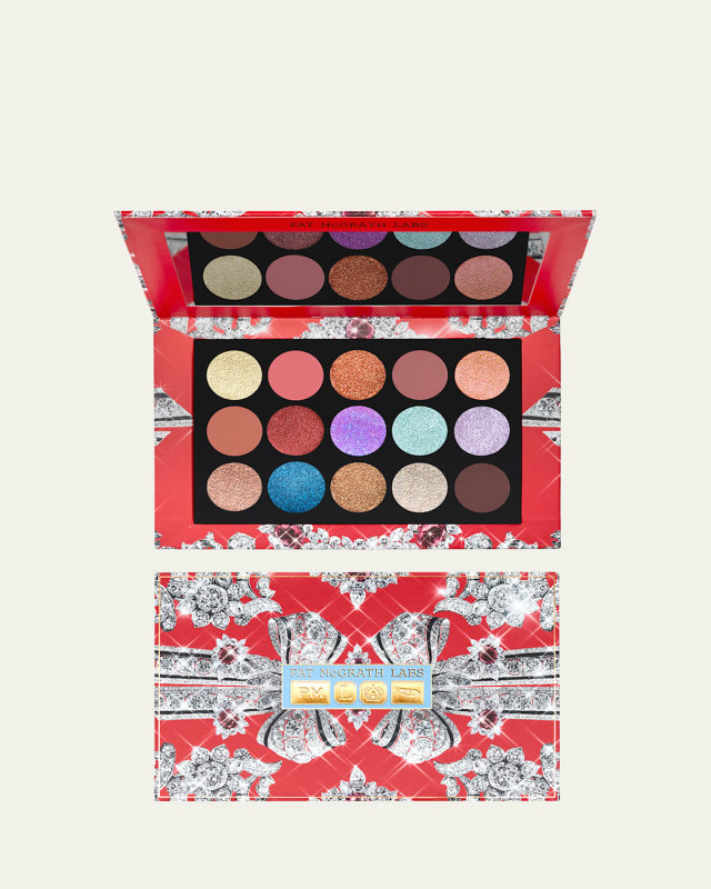 Luminous Legends: Mega Eye Shadow Palette